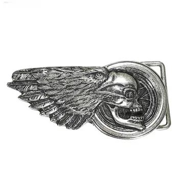 Gürtelschnalle Totenkopf mit Adler - vorne