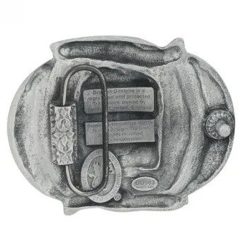 Gürtelschnalle Totenkopf Memento Mori - hinten