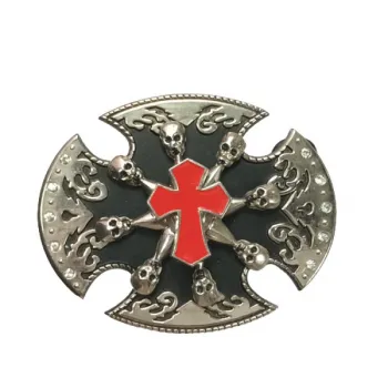 Gürtelschnalle Kreuz mit Totenschädel