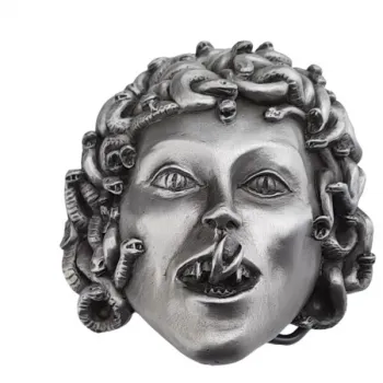 Buckle Medusa