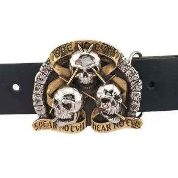 Gürtelschnalle 3 Totenköpfe - am Gürtel