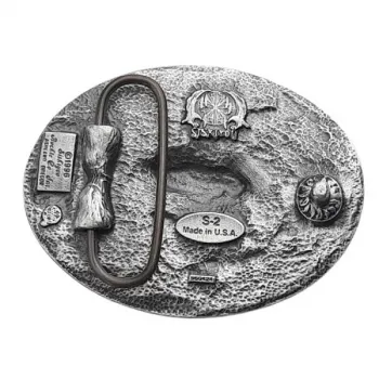 Belt Buckle Scorpion with diamond cut back