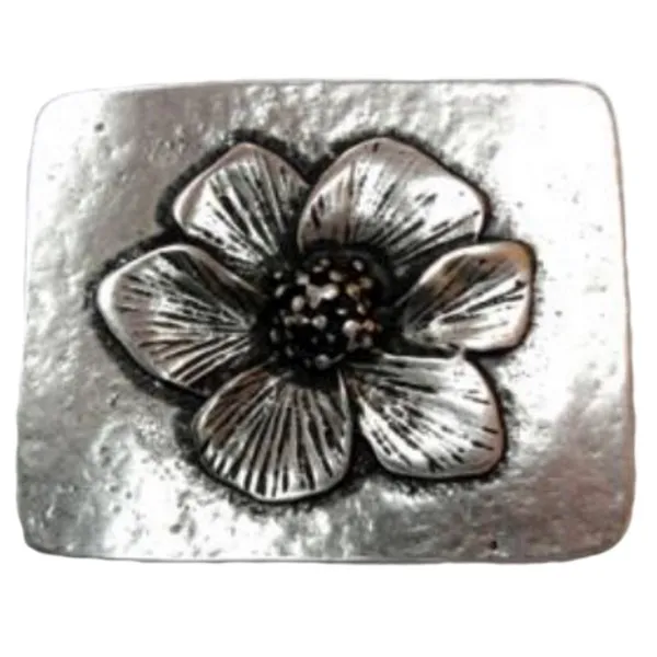 Design Gürtelschnalle Mohnblume altsilber - Made in Italy - vorne