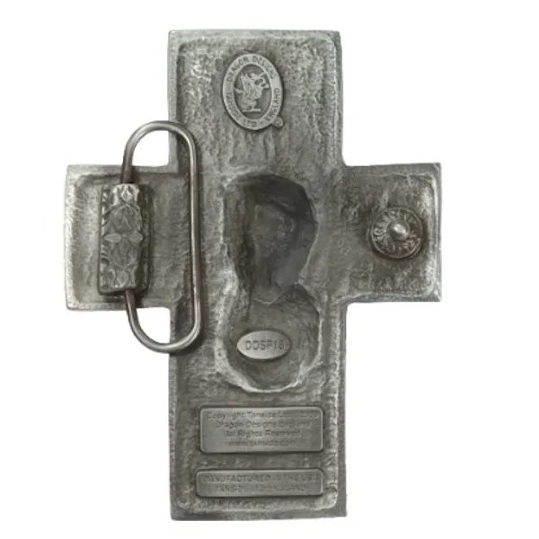 Gürtelschnalle Jesus - ein Kreuz mit dem Abbild von Jesus hinten