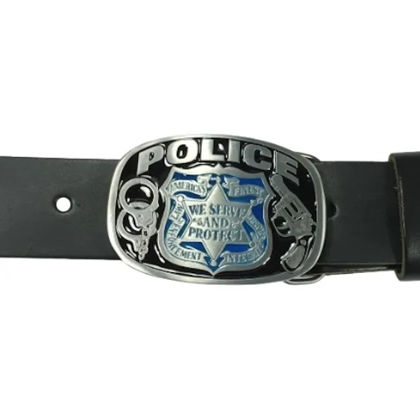 Gürtelschnalle Police am Gürtel