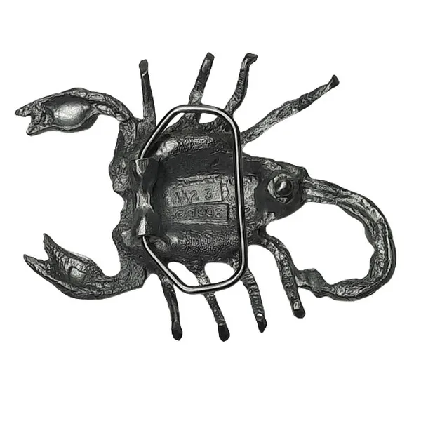 Gürtelschnalle Skorpion Rückseite